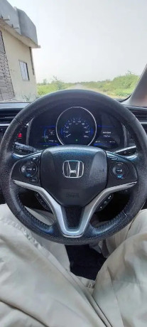 honda-fit-2013-big-12