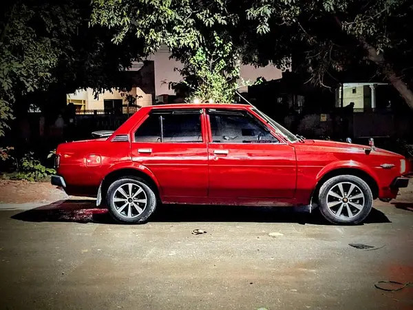 toyota-corolla-altis-x-manual-16-big-2