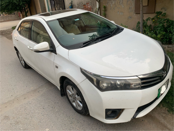 corolla-grande-2015-big-5