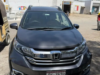 honda-br-v-2022-top-of-the-line-model-total-geniune
