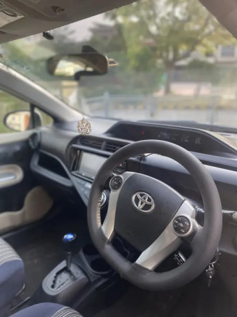 toyota-aqua-s-2015-big-4