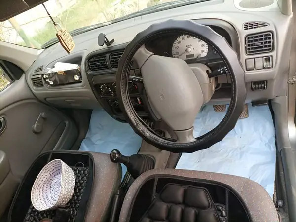 suzuki-alto-2012-big-5