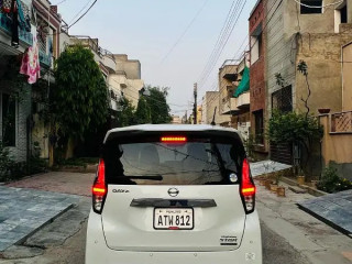 nissan-dayz-highway-star-2022