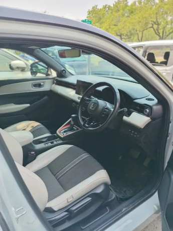 honda-vezel-2023-big-6