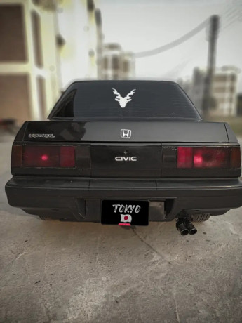 honda-civic-exi-black-beauty-less-price-big-0