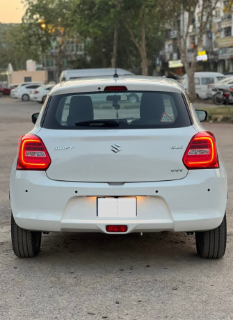 suzuki-swift-glx-cvt-big-3