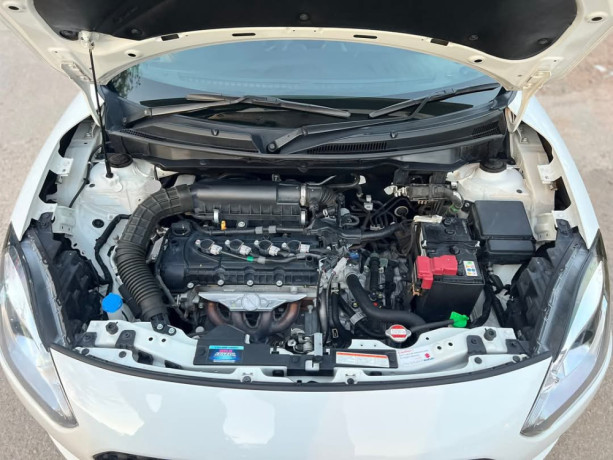 suzuki-swift-glx-cvt-big-9