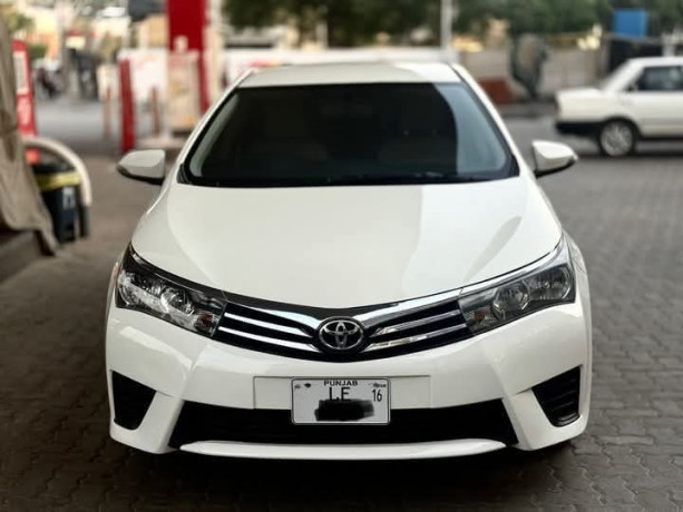 toyota-corolla-altis-x-manual-16-big-0