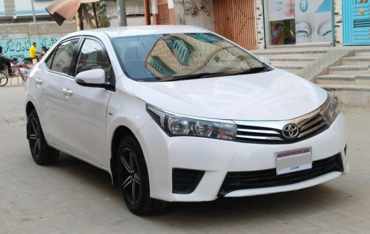 toyota-corolla-altis-16-x-cvt-i-big-3