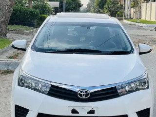 toyota-corrola-altis-grande-2014-ctv-i-18-cruisetronic
