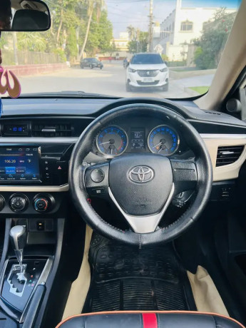 toyota-corrola-altis-grande-2014-ctv-i-18-cruisetronic-big-6