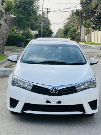 toyota-corrola-altis-grande-2014-ctv-i-18-cruisetronic-big-0