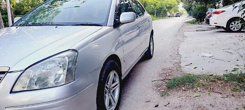 toyota-premio-2006-big-4