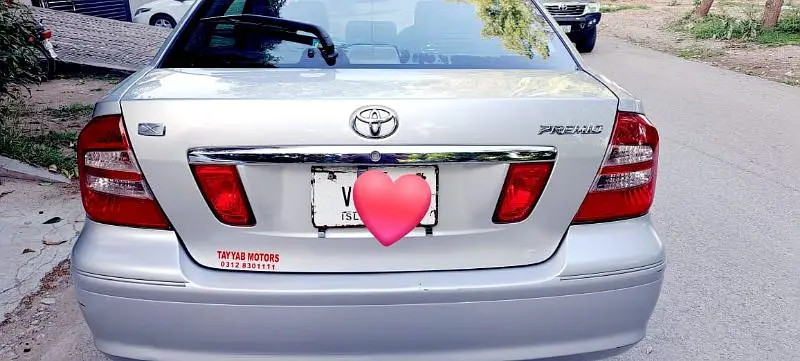 toyota-premio-2006-big-6
