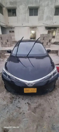 toyota-corolla-xli-2018-big-0