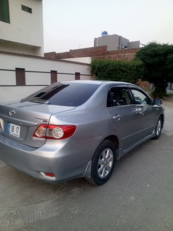 toyota-corolla-altis-16-x-cvt-i-big-2