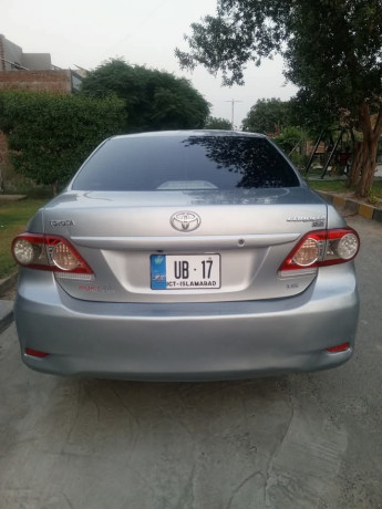 toyota-corolla-altis-16-x-cvt-i-big-5