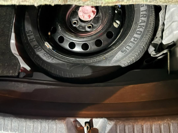 toyota-yaris-sedan-ativ-cvt-13-big-8