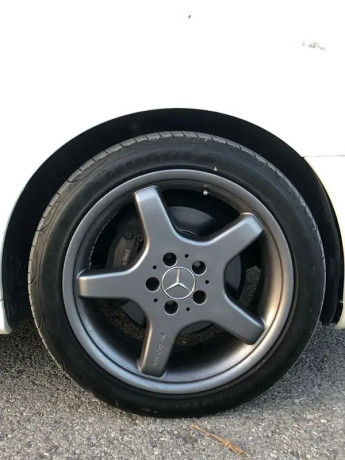 mercedes-e-500-2003-big-5