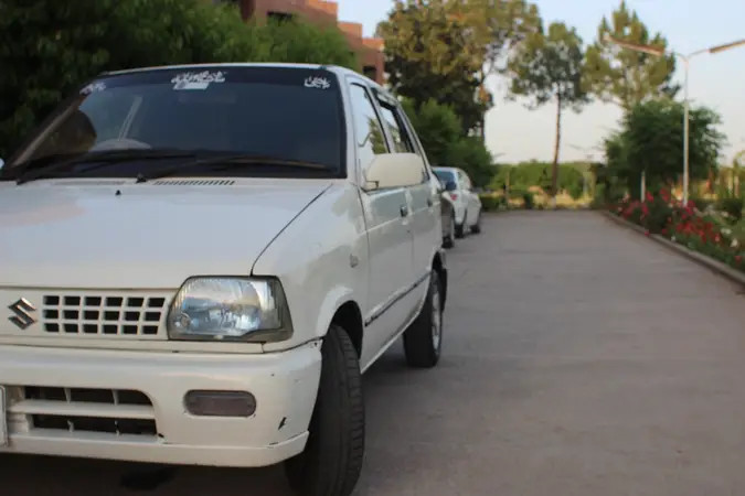 suzuki-mehran-vxr-2016-model-big-4
