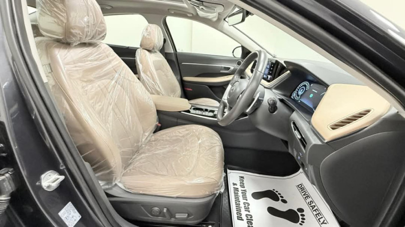 hyundai-sonata-25-big-9