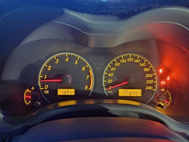 toyota-corolla-altis-x-manual-16-big-6