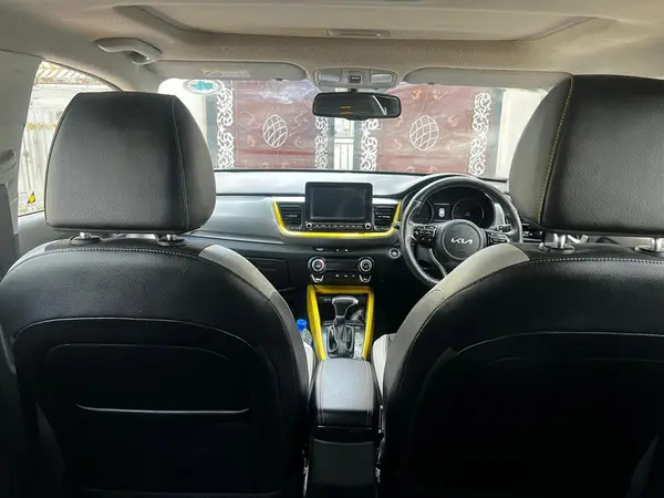 kia-stonic-ex-2022-model-big-13