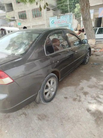 honda-civic-vti-16-2005-big-1