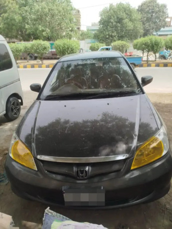 honda-civic-vti-16-2005-big-0