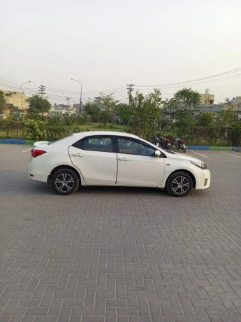 toyota-corolla-altis-16-x-cvt-i-special-edition-big-1