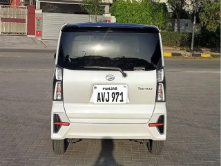 daihatsu-tanto