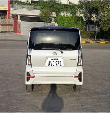 daihatsu-tanto-big-0