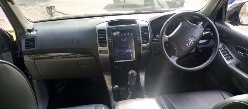 toyota-prado-tx-2008-big-9
