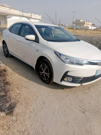 toyota-corolla-altis-x-manual-16-big-2
