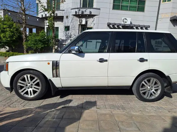 range-rover-vogue-2004-model-big-5