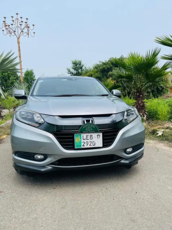 honda-vezel-2014-2017-big-5