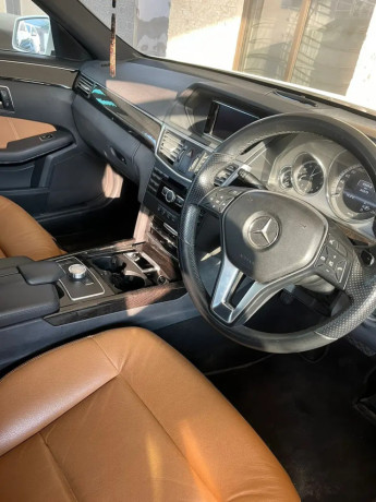 mercedes-e200-2013-big-5