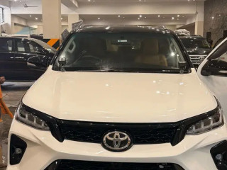toyota-fortuner-27-vvti-2017