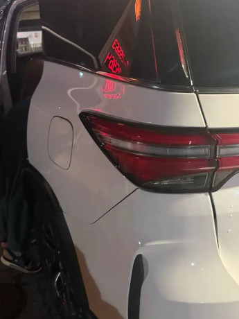 toyota-fortuner-27-vvti-2017-big-2