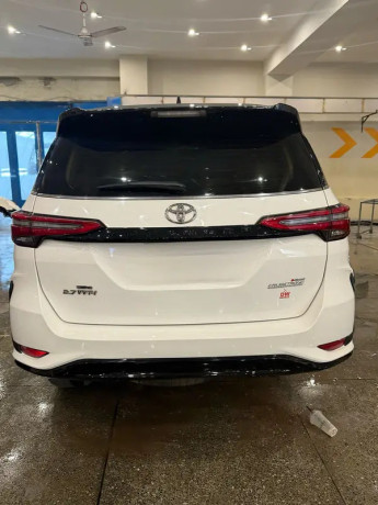 toyota-fortuner-27-vvti-2017-big-1