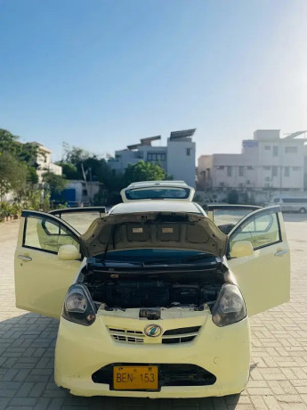 daihatsu-mira-2012-big-8