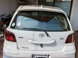toyota-vitz-2014