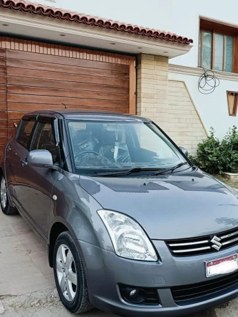 suzuki-swift-dlx-13-navigation-model-2016-big-1