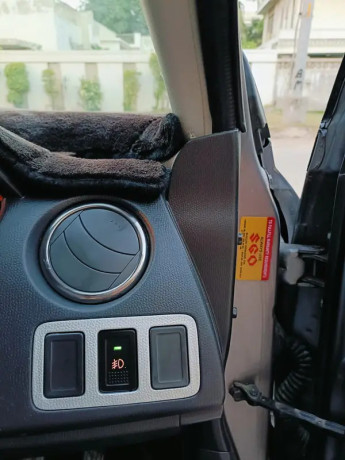 suzuki-swift-dlx-13-navigation-model-2016-big-7
