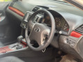 toyota-premio-f-15-small-9
