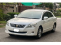 toyota-premio-f-15-small-1