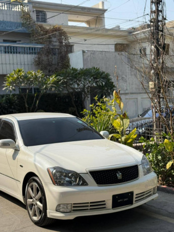 toyota-mark-ii-grande-20-big-0