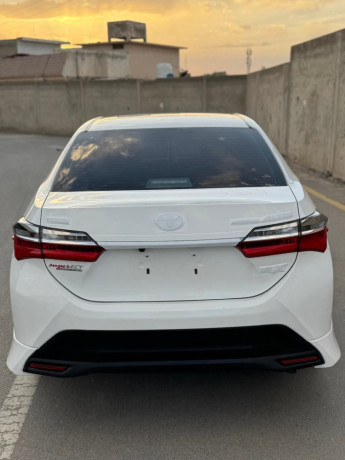 toyota-corolla-altis-16-x-cvt-i-big-4