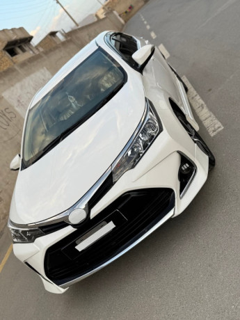 toyota-corolla-altis-16-x-cvt-i-big-2