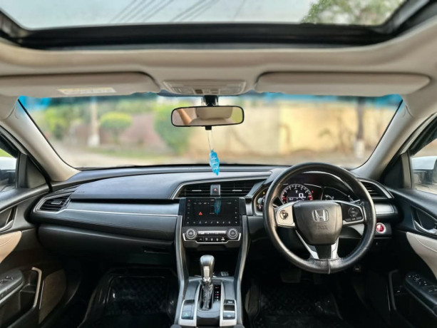 honda-civic-oriel-big-9